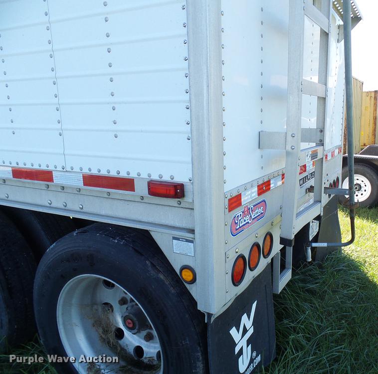 image for item DE5281 2012 Wilson DWH550 double hopper bottom commodity trailer
