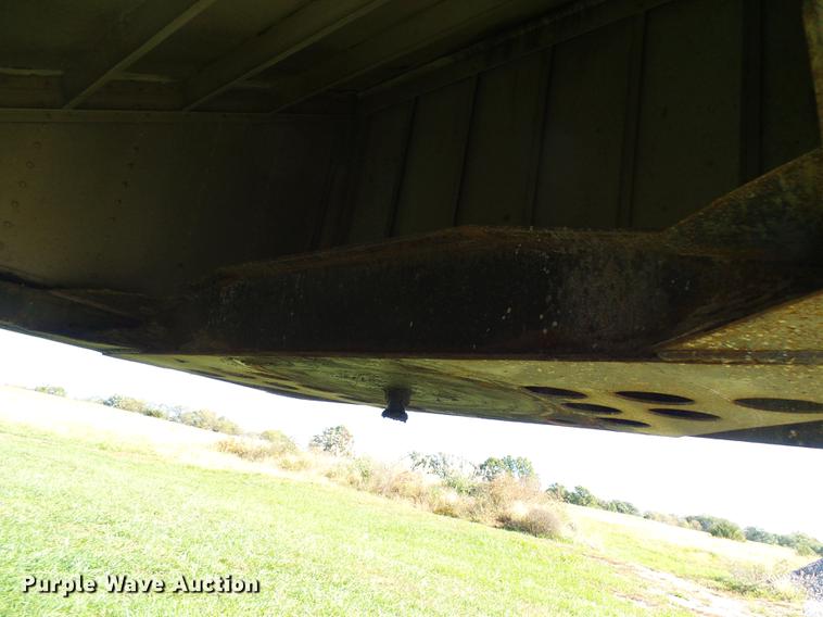 image for item DE5281 2012 Wilson DWH550 double hopper bottom commodity trailer