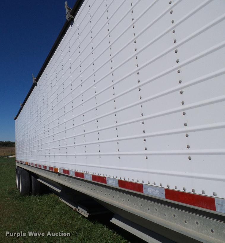 image for item DE5281 2012 Wilson DWH550 double hopper bottom commodity trailer