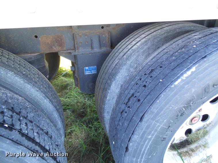 image for item DE5281 2012 Wilson DWH550 double hopper bottom commodity trailer