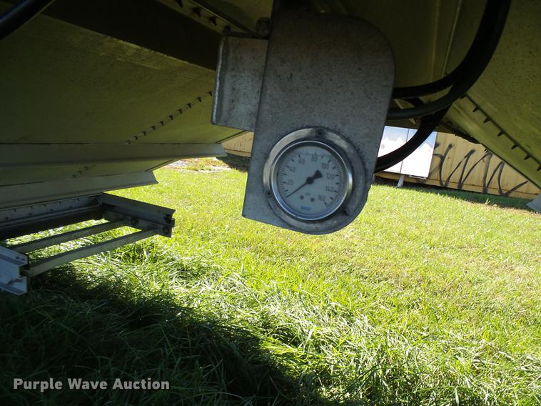 image for item DE5281 2012 Wilson DWH550 double hopper bottom commodity trailer