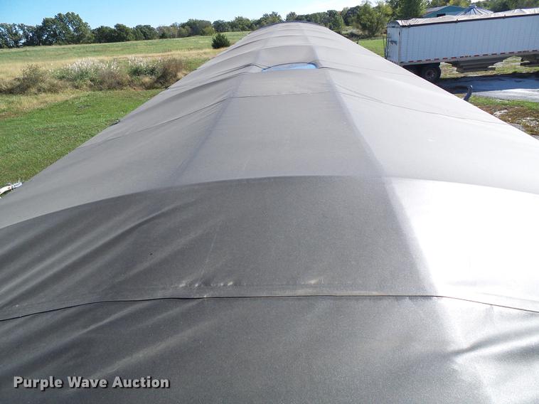 image for item DE5281 2012 Wilson DWH550 double hopper bottom commodity trailer