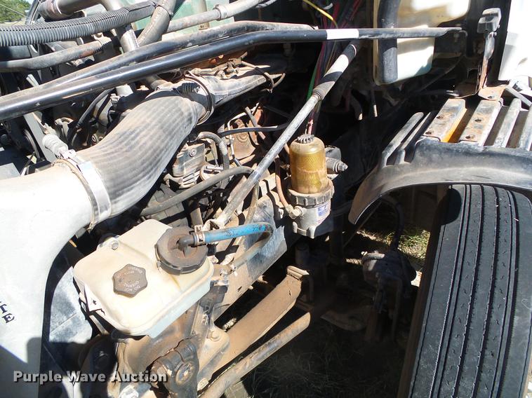 image for item DF2804 2005 Freightliner Columbia semi truck