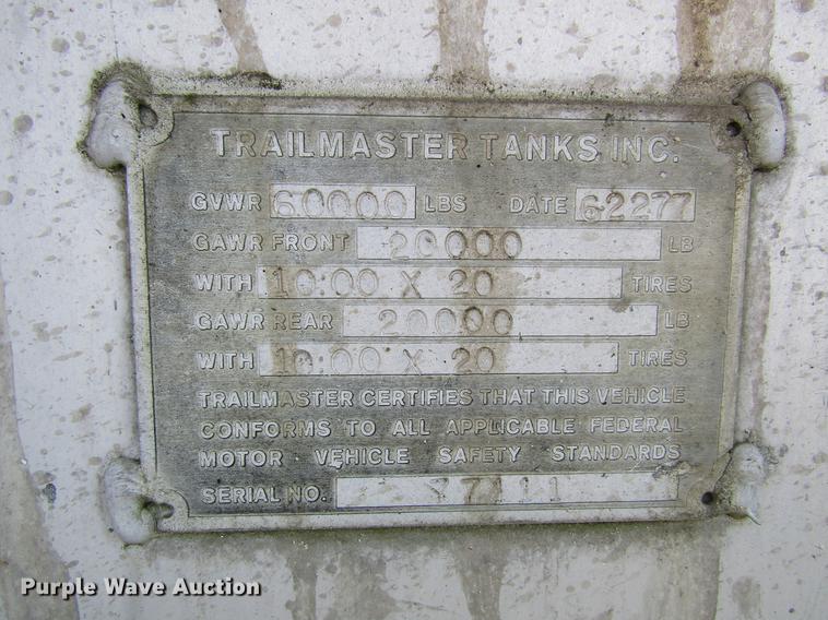 image for item DF3866 1977 Trail Master tank trailer