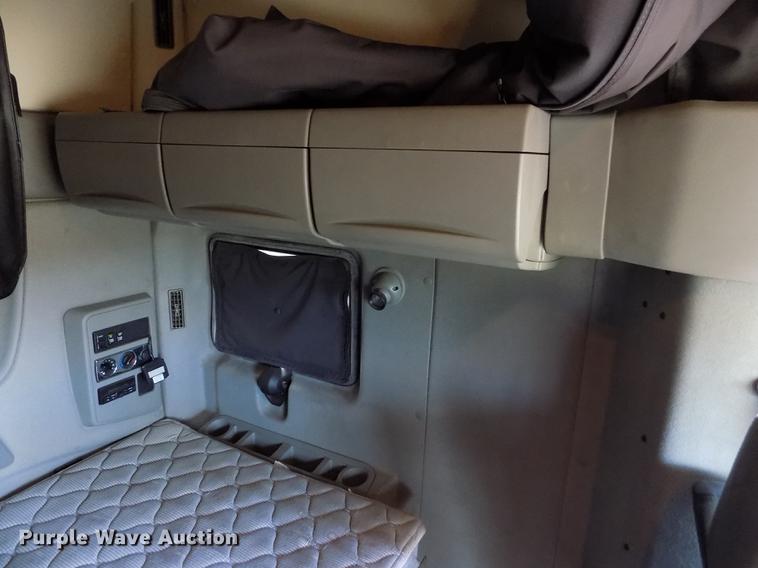 image for item DY9080 2009 International ProStar Premium semi truck