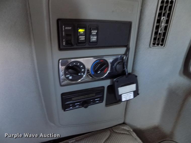 image for item DY9080 2009 International ProStar Premium semi truck