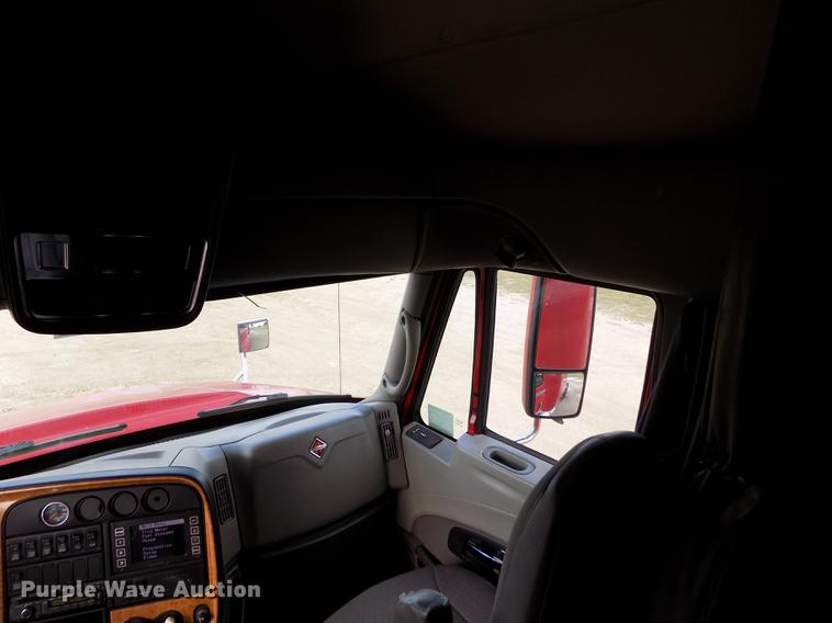 image for item DY9080 2009 International ProStar Premium semi truck