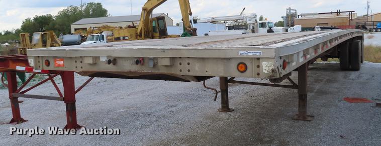 image for item EI9981 1996 Wilson CF-900 flatbed trailer