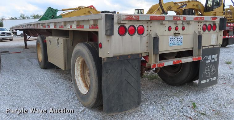 image for item EI9981 1996 Wilson CF-900 flatbed trailer