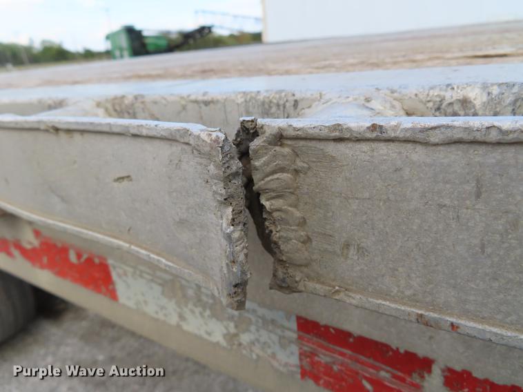 image for item EI9981 1996 Wilson CF-900 flatbed trailer