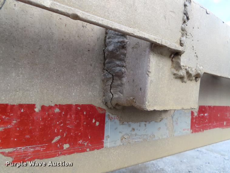 image for item EI9981 1996 Wilson CF-900 flatbed trailer