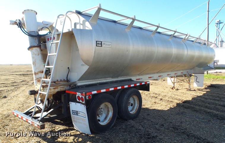 image for item L5711 1995 CEI Pacer AT35L-40-963 feed delivery trailer