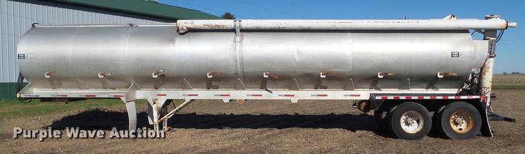 image for item L5711 1995 CEI Pacer AT35L-40-963 feed delivery trailer