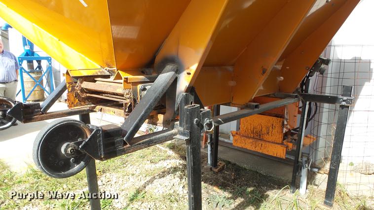 image for item AM9038 Henderson WSHX917X48 spreader