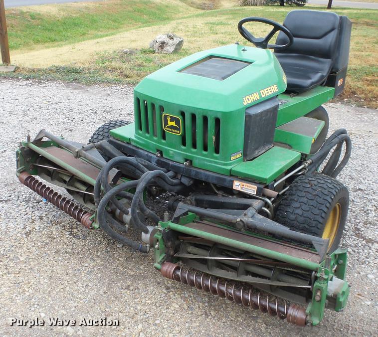 image for item AM9045 John Deere 2653A reel mower