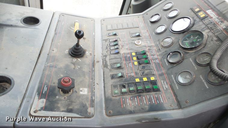 image for item AM9050 2001 Elgin Pelican P street sweeper