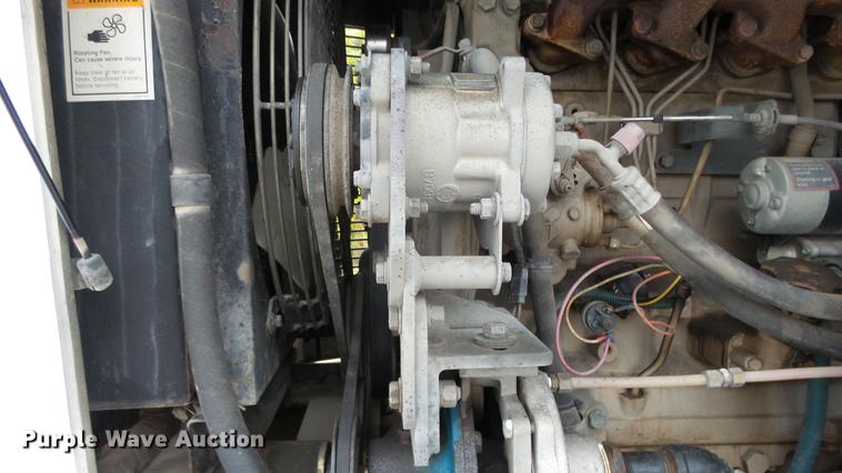 image for item AM9050 2001 Elgin Pelican P street sweeper