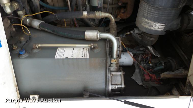 image for item AM9050 2001 Elgin Pelican P street sweeper