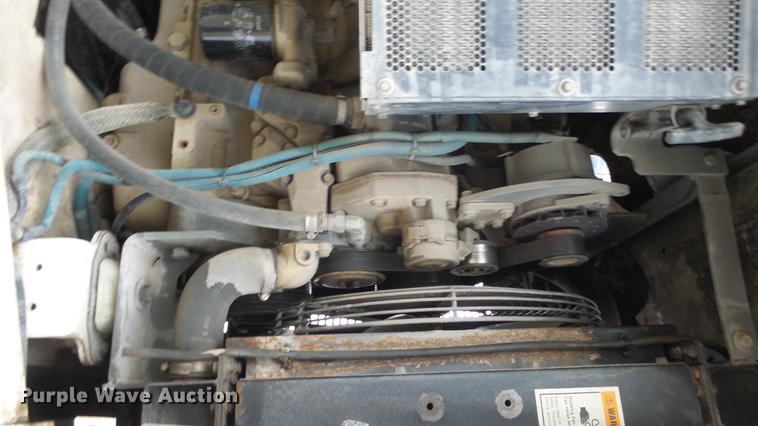 image for item AM9050 2001 Elgin Pelican P street sweeper