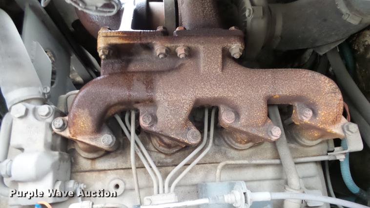 image for item AM9050 2001 Elgin Pelican P street sweeper