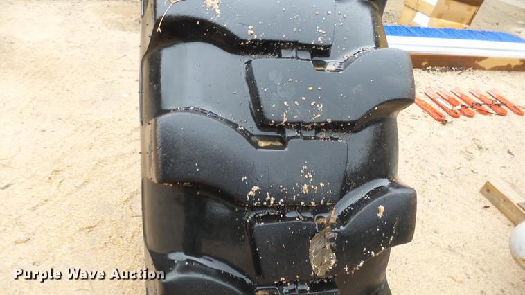 image for item AM9054 Samson 15.5-26 tire