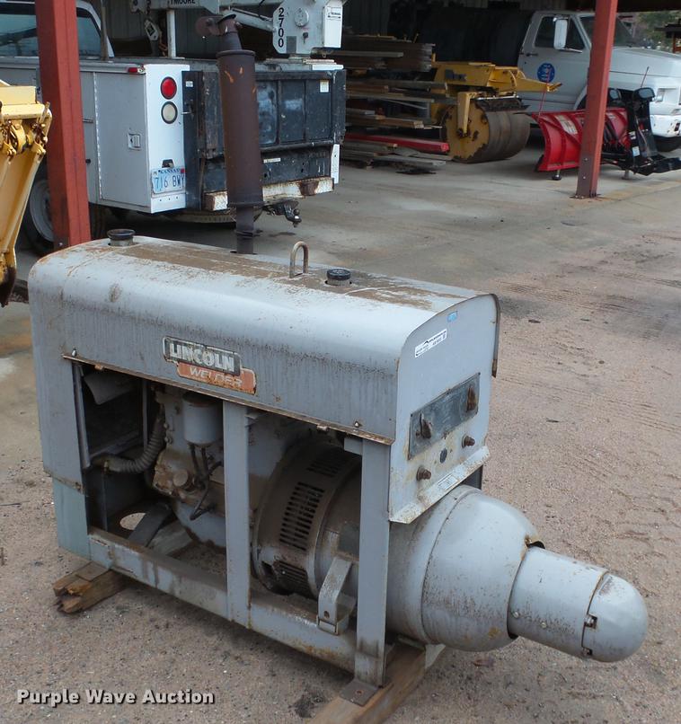 image for item AM9055 Lincoln Shield arc welder