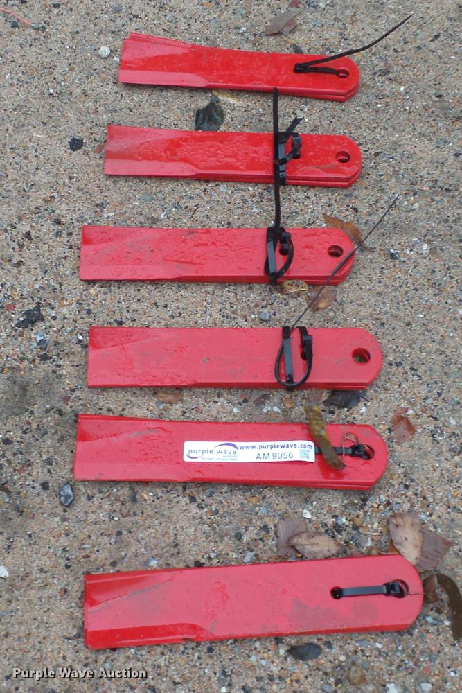 image for item AM9056 (12) Bush Hog rotary mower blades