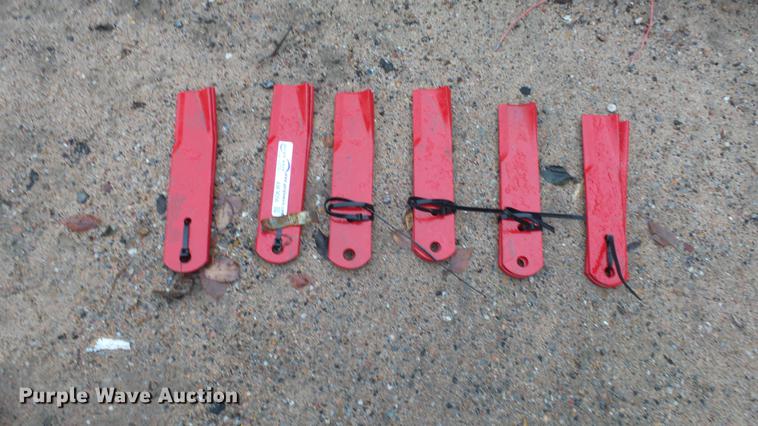 image for item AM9056 (12) Bush Hog rotary mower blades