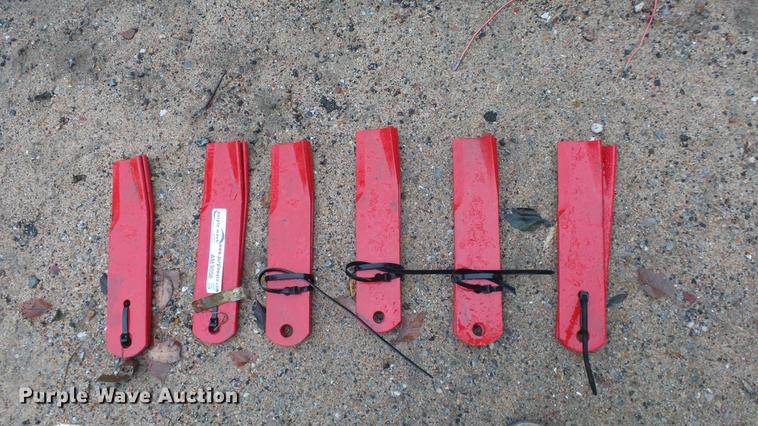 image for item AM9056 (12) Bush Hog rotary mower blades