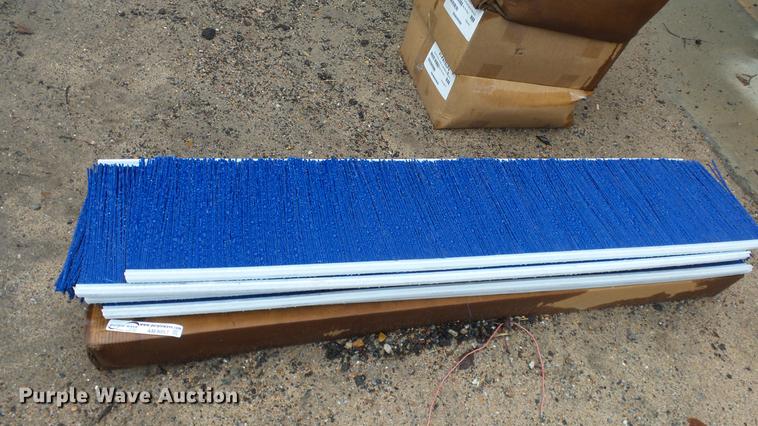 image for item AM9057 Street sweeper brushes