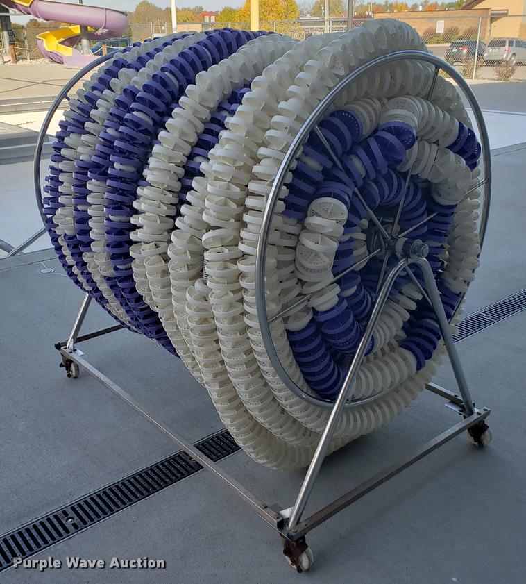 image for item AV9489 Floating pool divider rope