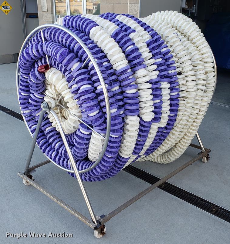 image for item AV9489 Floating pool divider rope