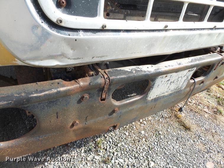 image for item DA2378 1985 Ford LT9000 dump truck