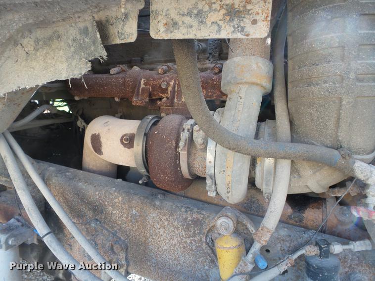 image for item DA2378 1985 Ford LT9000 dump truck