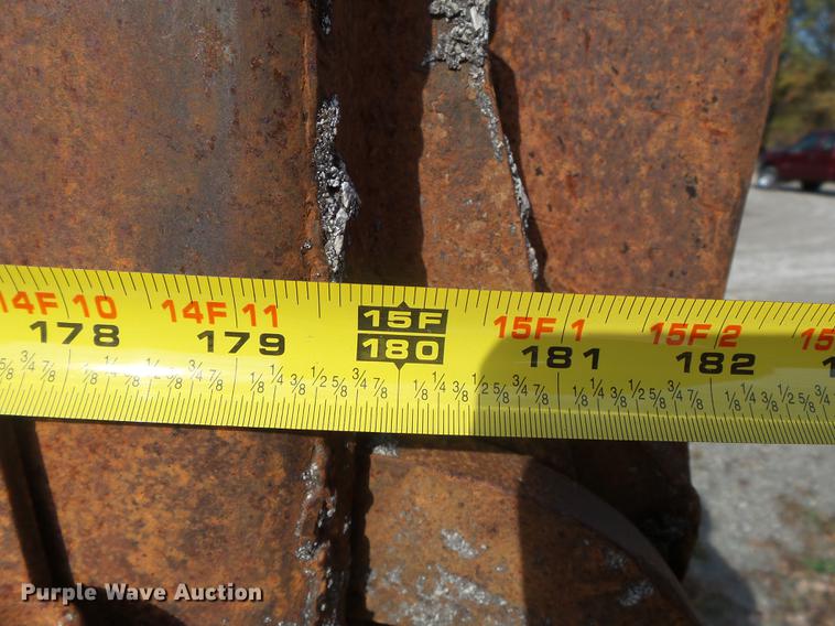 image for item DA2378 1985 Ford LT9000 dump truck