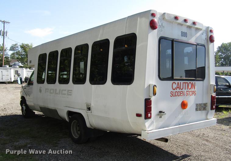 image for item DB6109 1998 Ford Econoline E450 Super Duty shuttle bus