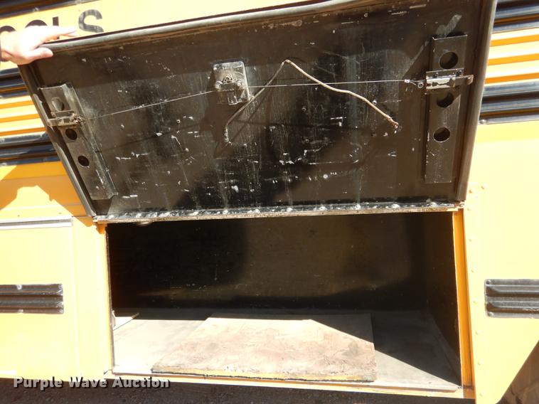 image for item DB8518 1996 Blue Bird TC2000 school bus