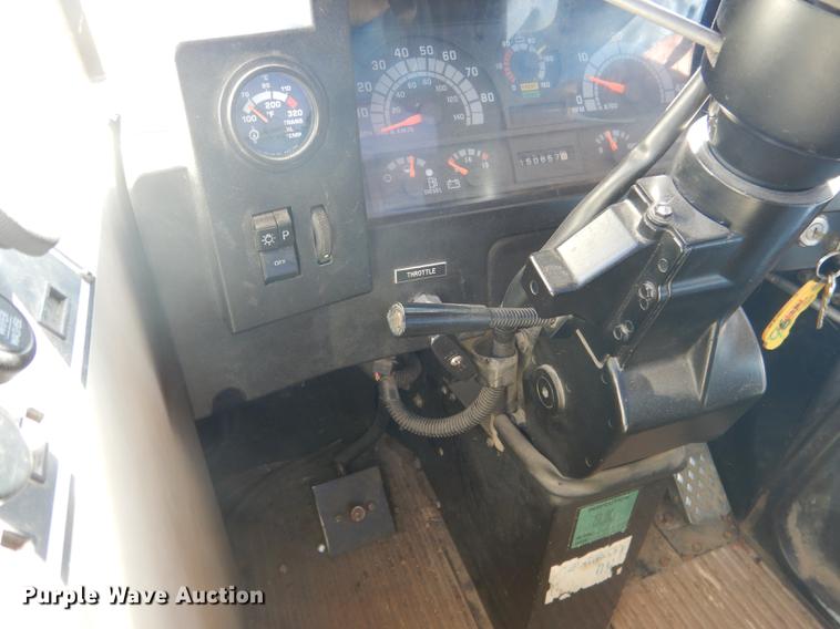 image for item DB8518 1996 Blue Bird TC2000 school bus