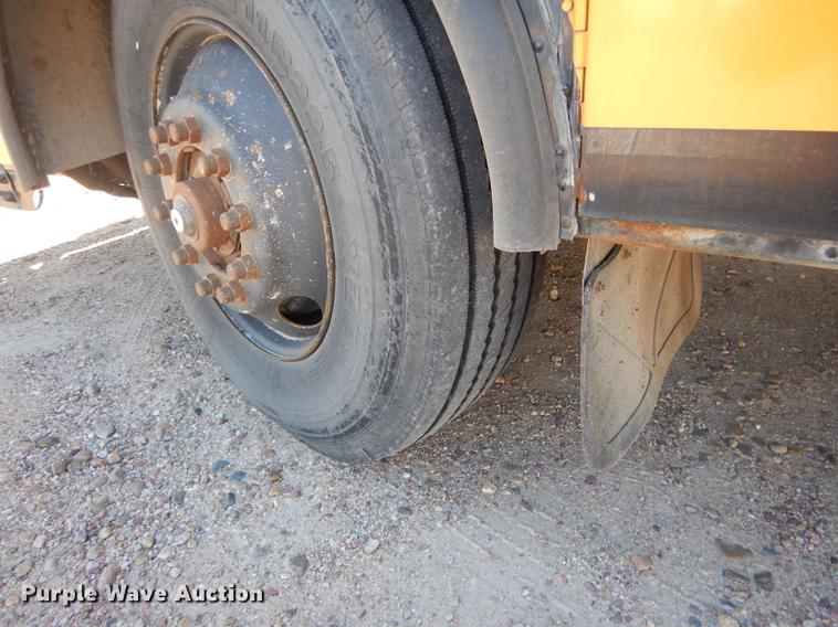 image for item DB8518 1996 Blue Bird TC2000 school bus