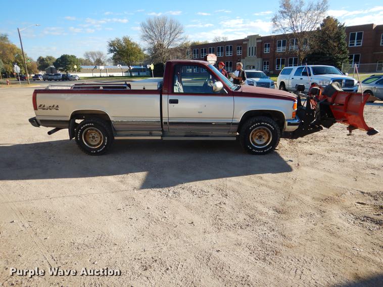 image for item DB8519 1988 Chevrolet 2500 pickup truck