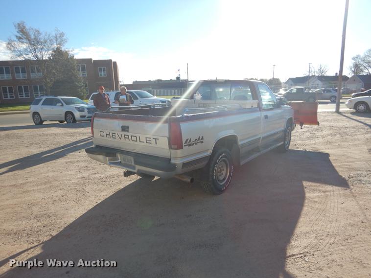 image for item DB8519 1988 Chevrolet 2500 pickup truck