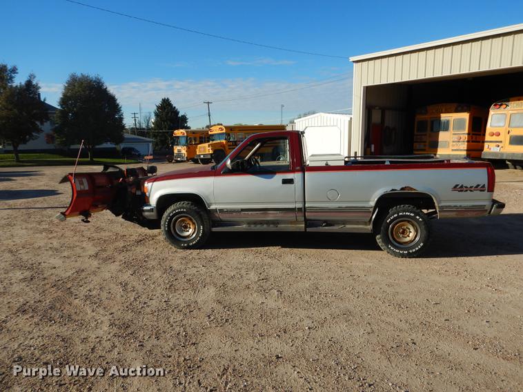 image for item DB8519 1988 Chevrolet 2500 pickup truck