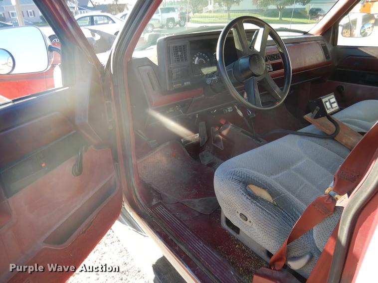 image for item DB8519 1988 Chevrolet 2500 pickup truck