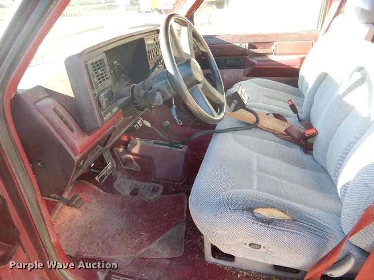 image for item DB8519 1988 Chevrolet 2500 pickup truck