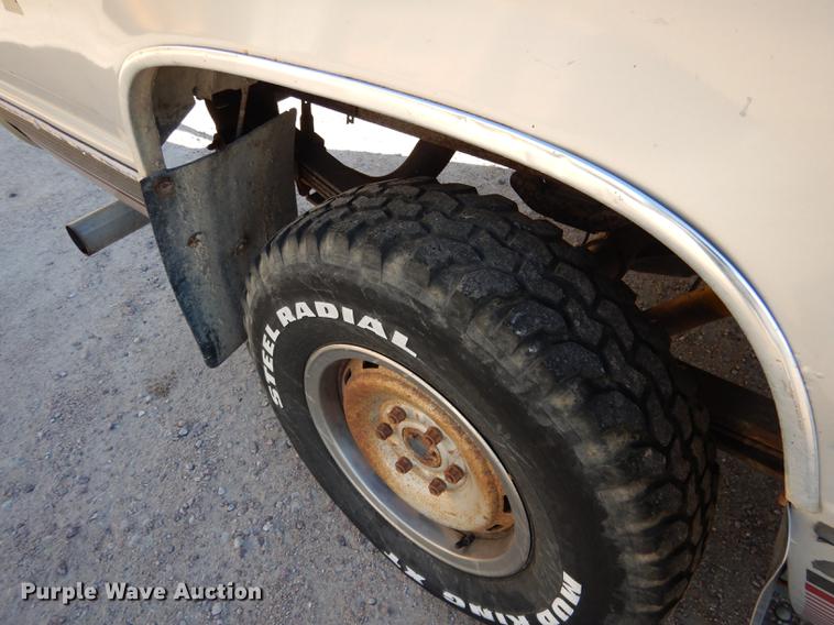 image for item DB8519 1988 Chevrolet 2500 pickup truck