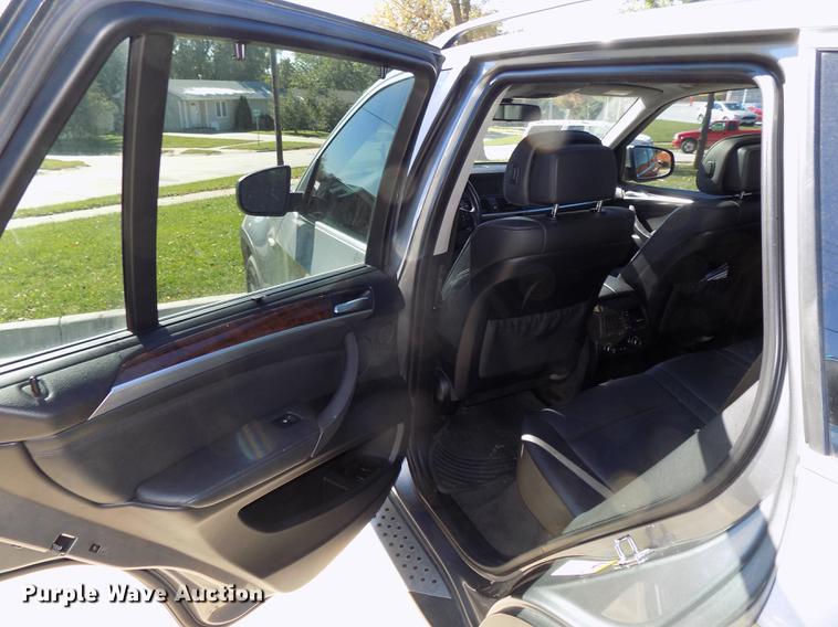 image for item DB8534 2008 BMW X5 4.8I SUV
