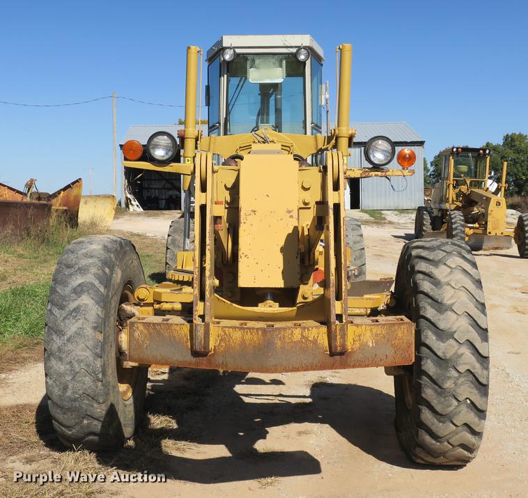 image for item DB8955 1995 Fiat-Allis FG85A Series B motor grader