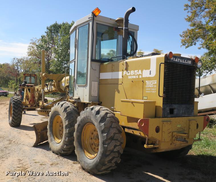 image for item DB8955 1995 Fiat-Allis FG85A Series B motor grader