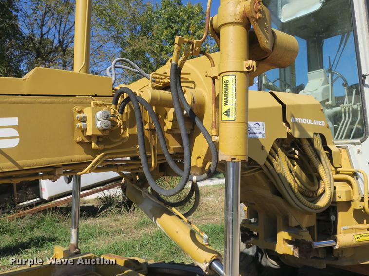 image for item DB8955 1995 Fiat-Allis FG85A Series B motor grader