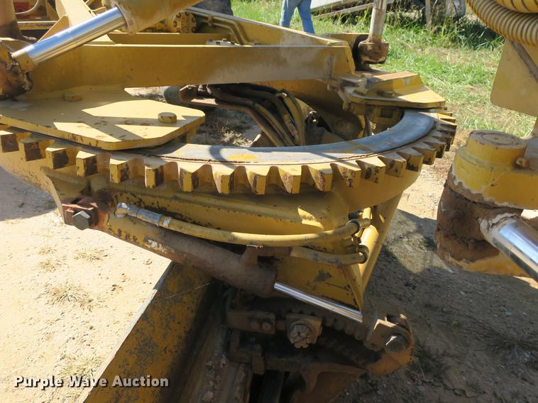 image for item DB8955 1995 Fiat-Allis FG85A Series B motor grader